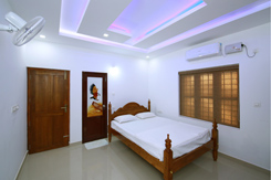 Eliza Gardeen Standard Room Image